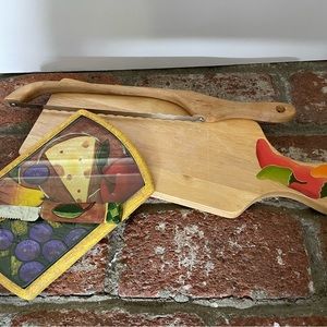 Cheese & baguette cutting boards w/cutters